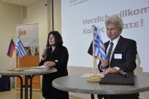 Dorothee Jäckering und Albert Klein-Reinhardt (beide BMFSFJ)